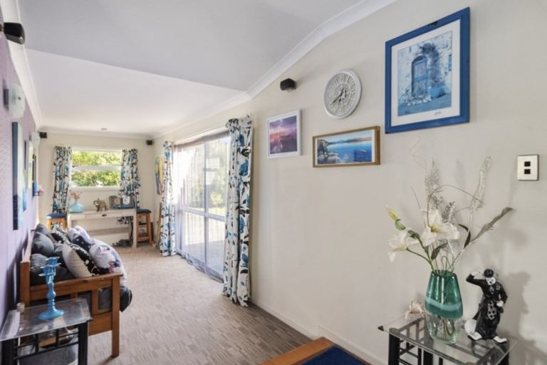 Photo of property in 96 Waerenga Road, Otaki, 5512