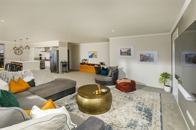 Photo of property in 4 Kiwa Crescent, Gulf Harbour, Whangaparaoa, 0930