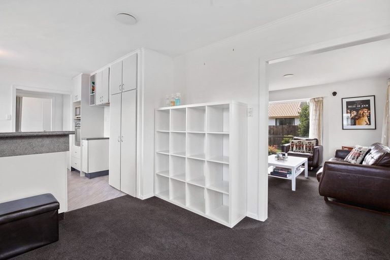 Photo of property in 41 Waratah Street, Avondale, Christchurch, 8061