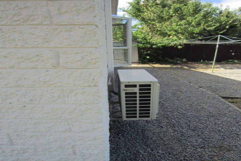 Photo of property in 2/9 Archdall Place, Avonhead, Christchurch, 8042