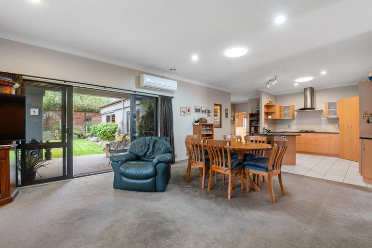 Photo of property in 9 Hayward Rise, Owhata, Rotorua, 3010