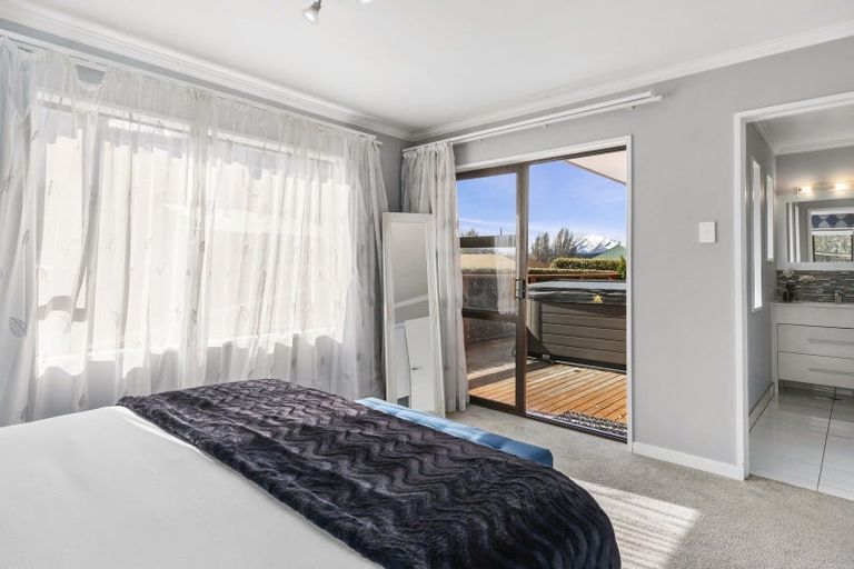 Photo of property in 9 Norman Terrace, Wanaka, 9305