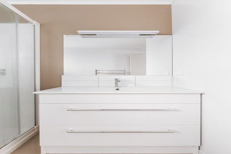 Photo of property in Waterview Estate, 57/4 Greystone Place, Omokoroa, 3114