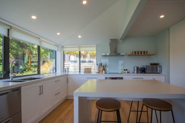 Photo of property in 11 Settlers Hill, Akaroa, 7520