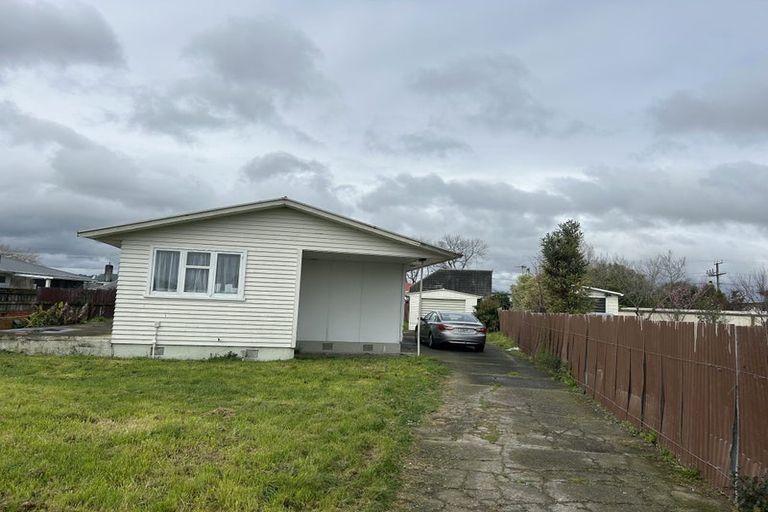 Photo of property in 2 Cook Street, Levin, 5510