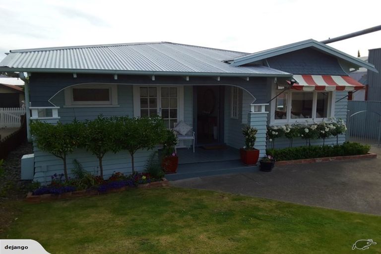 Photo of property in 14 Coronation Street, Ahuriri, Napier, 4110