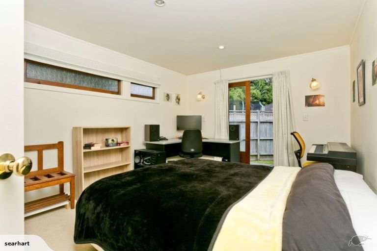 Photo of property in 11 Albany Highway, Unsworth Heights, Auckland, 0632