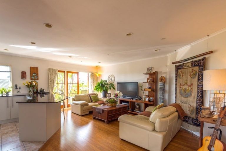 Photo of property in 210 Whitford Road, Shamrock Park, Auckland, 2016