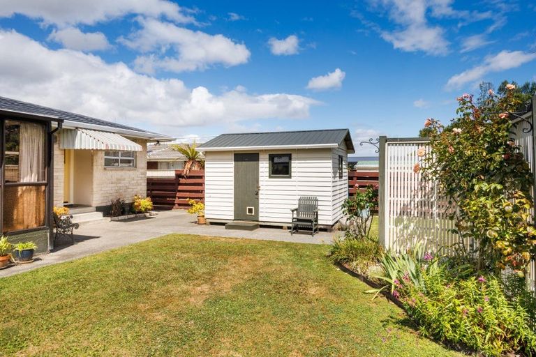Photo of property in 28 Kennedy Avenue, Feilding, 4702