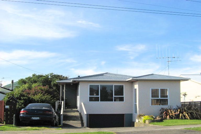 Photo of property in 104 Koromiko Road, Gonville, Whanganui, 4501