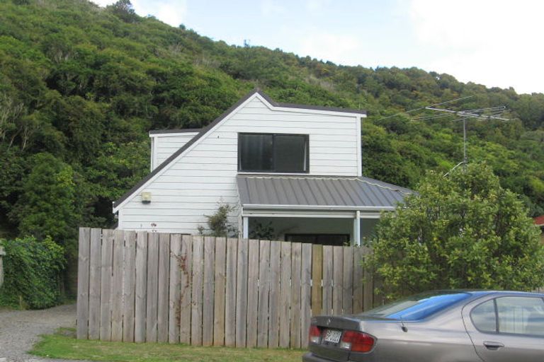 Photo of property in 14 Parsons Glen, Karori, Wellington, 6012