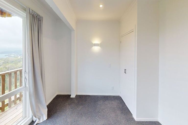 Photo of property in 43b Harbour View Road, Northland, Wellington, 6012