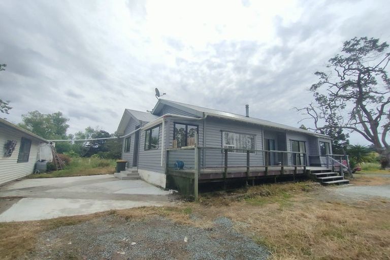 Photo of property in 113 Foster Road, Kumeu, 0891