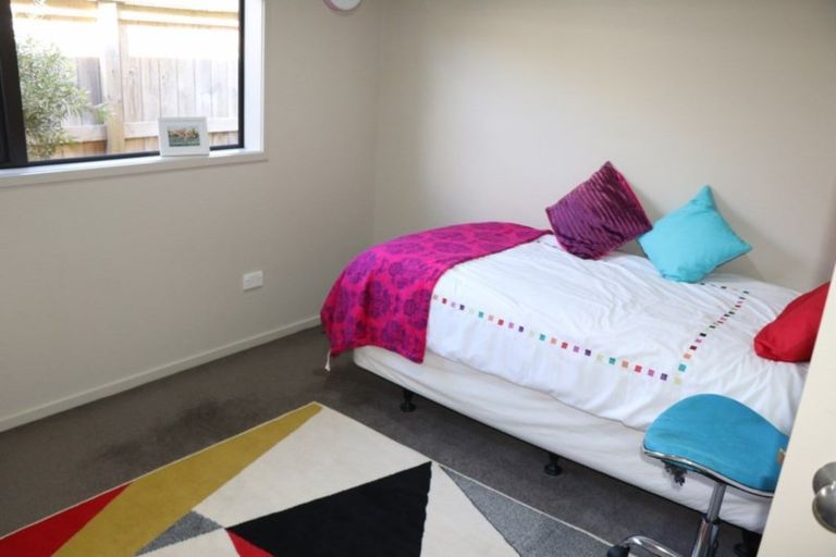 Photo of property in 18 Waipuna Grove, Welcome Bay, Tauranga, 3112