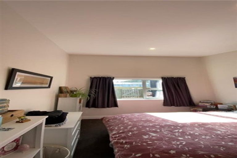 Photo of property in 18a Bell Road, Waiwhetu, Lower Hutt, 5010
