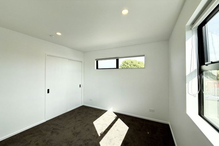 Photo of property in 37 Wildberry Street, Woolston, Christchurch, 8023