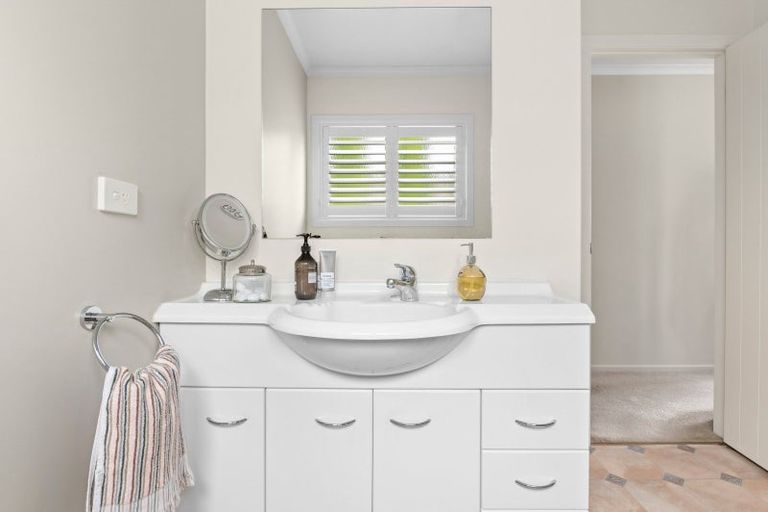 Photo of property in 80a Williams Street, Cambridge, 3434