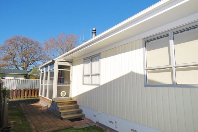 Photo of property in 7a Carlyle Street, Leamington, Cambridge, 3432