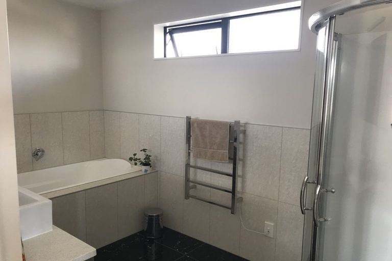 Photo of property in 16 Dalray Avenue, Takanini, 2112