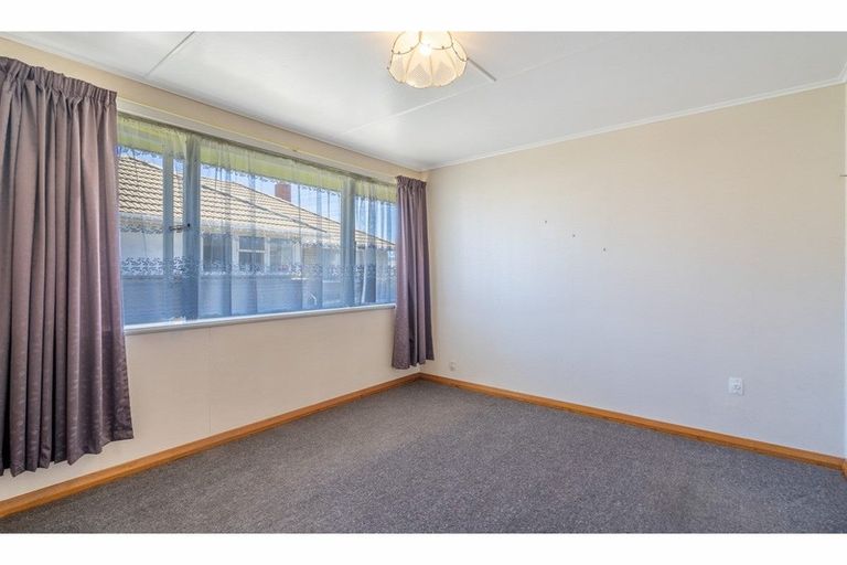 Photo of property in 22 Charlton Road, Gore, 9710