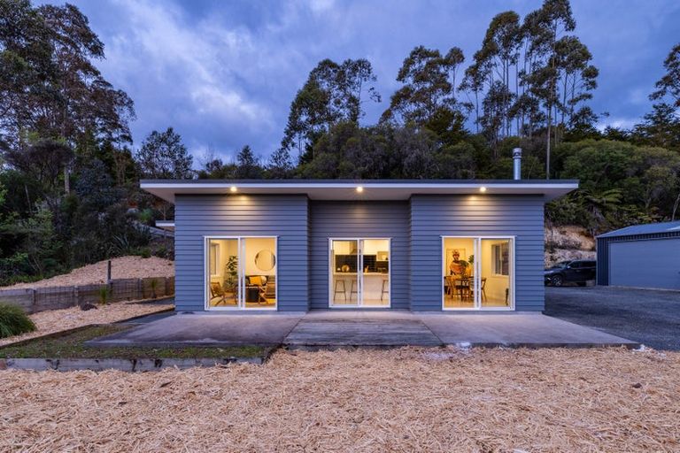 Photo of property in 166 Waimate Road North, Kerikeri, 0293