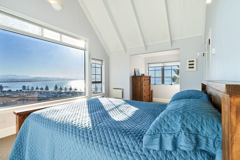 Photo of property in 32a Roslyn Road, Bluff Hill, Napier, 4110