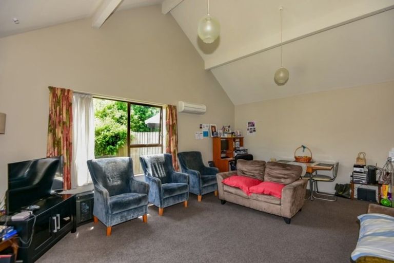 Photo of property in 60b Mcfaddens Road, St Albans, Christchurch, 8052