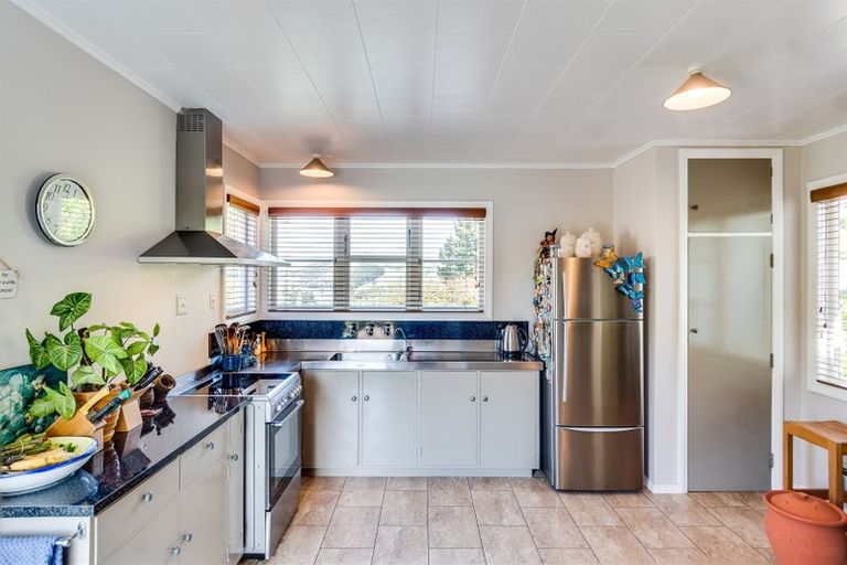 Photo of property in 213 Ellis Wallace Road, Eskdale, Napier, 4182