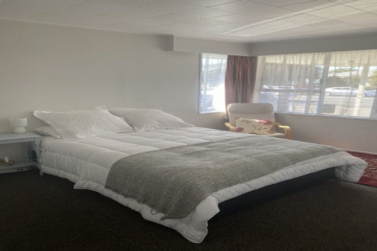 Photo of property in 209 Southland Road, Hastings, 4122