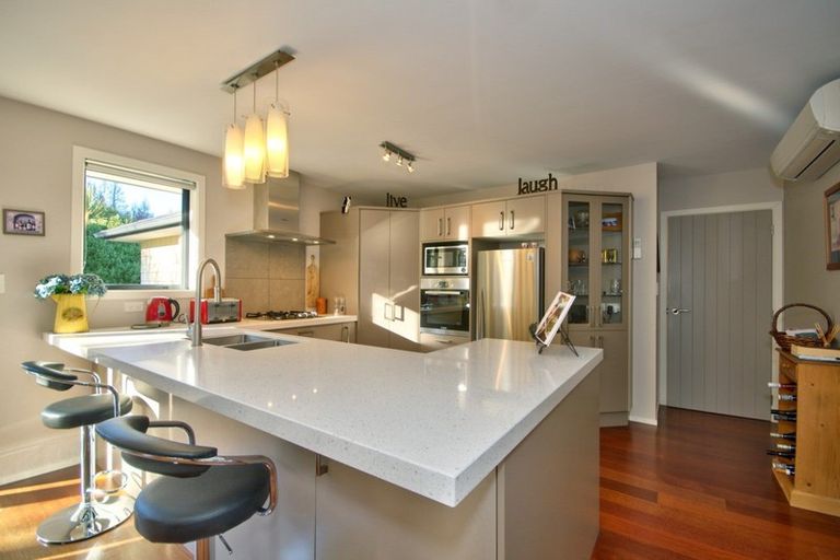 Photo of property in 14 Morning Star Terrace, Arthurs Point, Queenstown, 9371