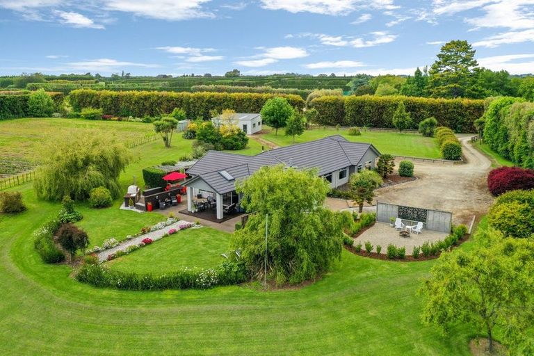 Photo of property in 139 Richmond Road, Brixton, New Plymouth, 4373