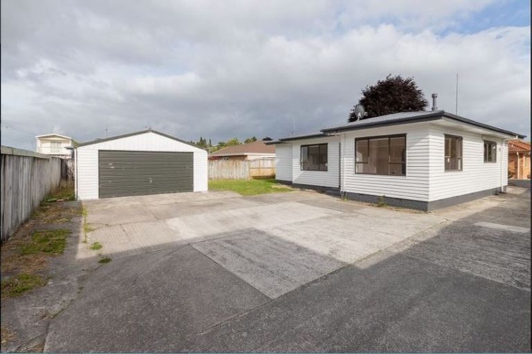 Photo of property in 15 Normandy Avenue, Melville, Hamilton, 3206