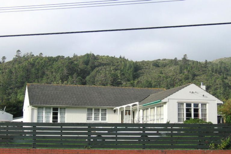 Photo of property in 331d Stokes Valley Road, Stokes Valley, Lower Hutt, 5019