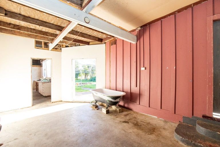 Photo of property in 9 Front Miranda Road, Waitakaruru, Thames, 3576