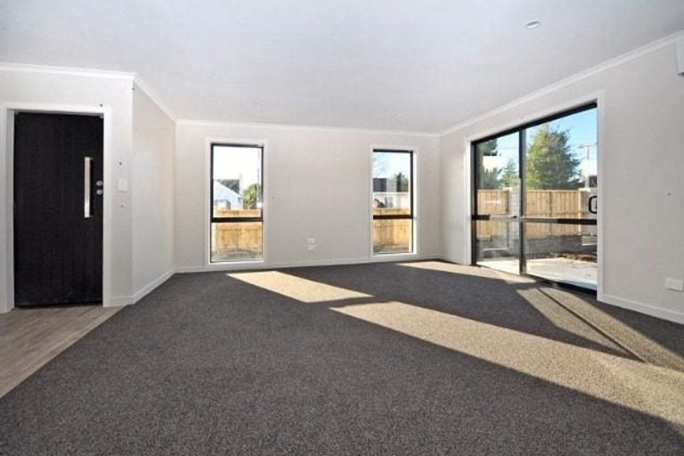 Photo of property in 52b Alfred Street, Fairfield, Hamilton, 3214