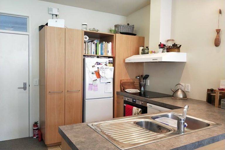 Photo of property in 7 Hanson Street, Mount Cook, Wellington, 6021