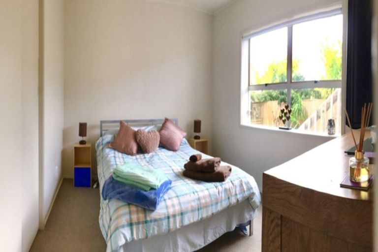 Photo of property in 2/41 Jutland Road, Hauraki, Auckland, 0622