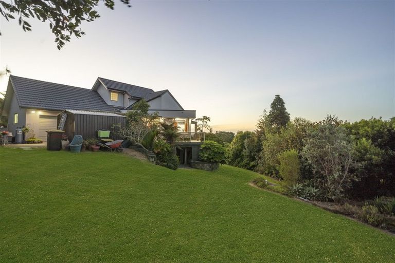 Photo of property in 565 Redoubt Road, Flat Bush, Auckland, 2019