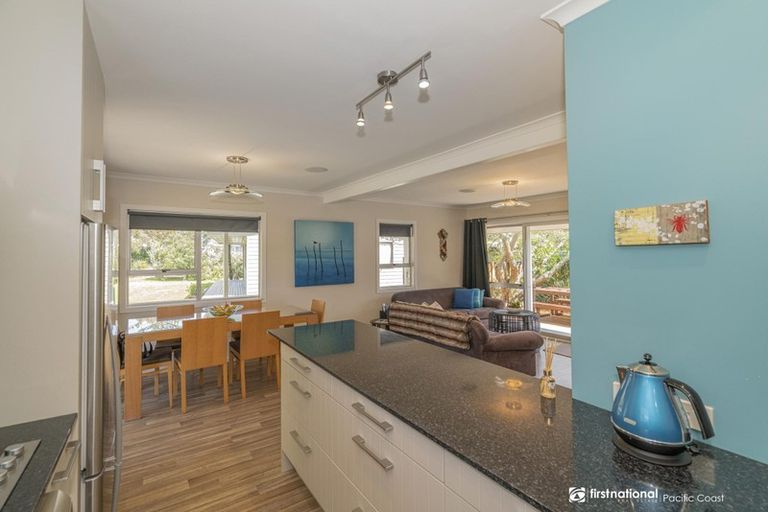 Photo of property in 8 Cory Wright Drive, Tairua, 3508
