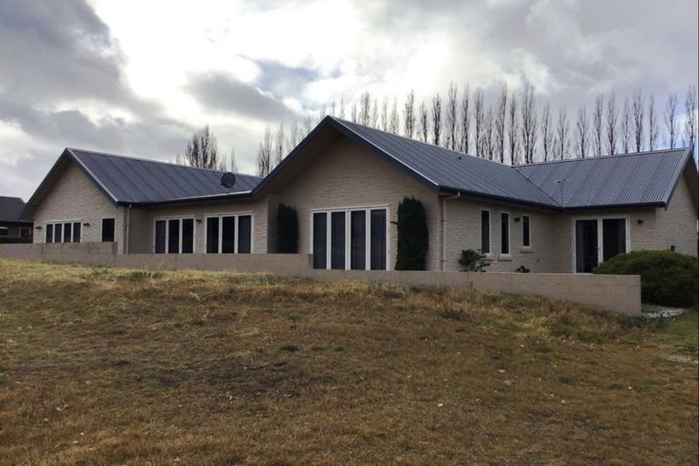 Photo of property in 21 The Dunes, Cromwell, 9310