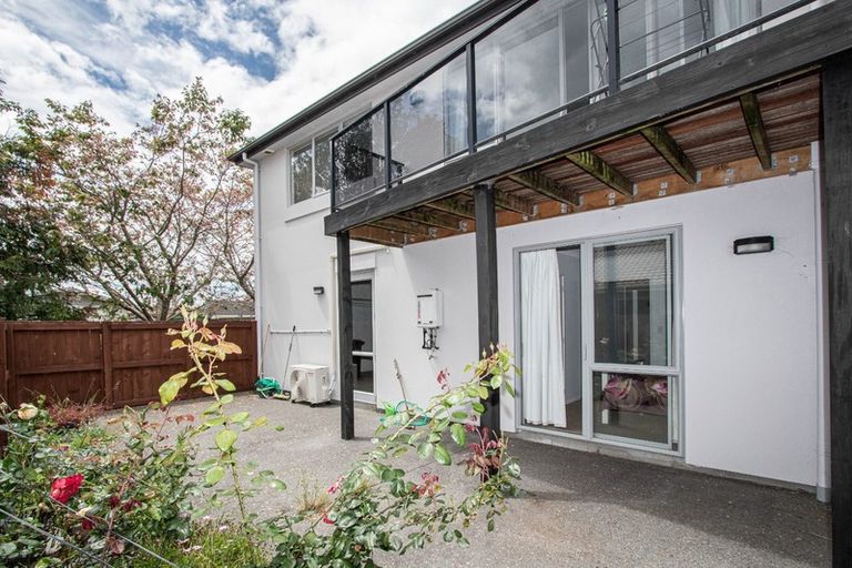 Photo of property in 1/6 Page Place, Hamilton East, Hamilton, 3216