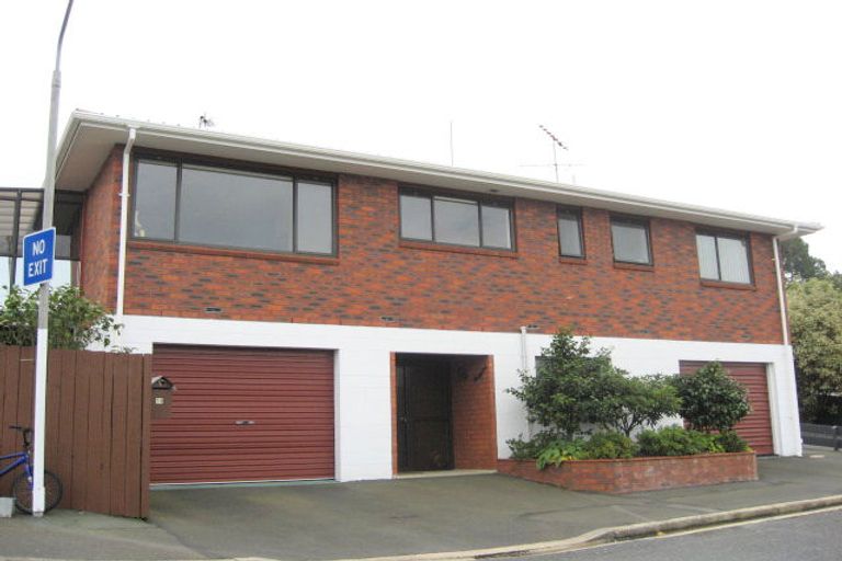 Photo of property in Barnes Drive, Caversham, Dunedin, 9011