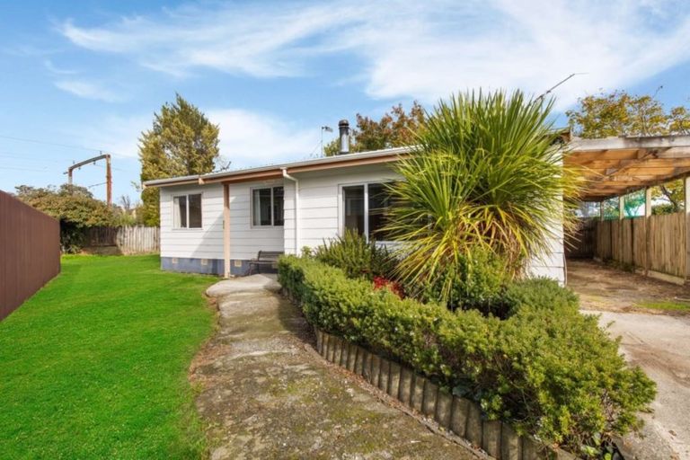 Photo of property in 50 Palmer Crescent, Silverstream, Upper Hutt, 5019