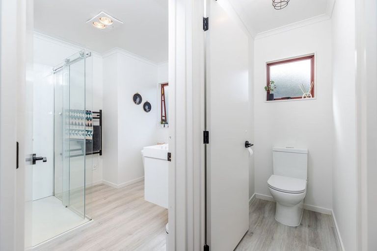 Photo of property in 83 Dixon Road, Glenview, Hamilton, 3206