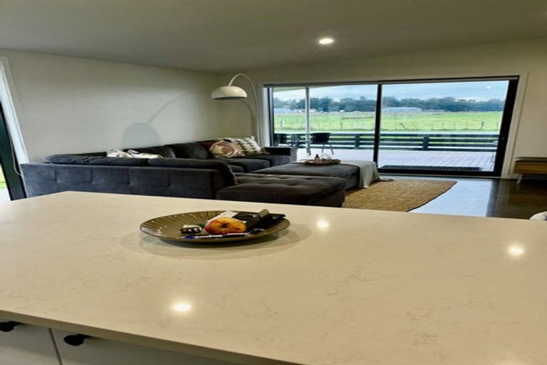 Photo of property in 20 White Road, Otane, 4202