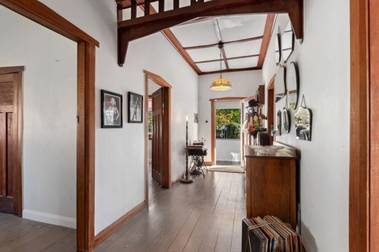 Photo of property in 31 Western Hills Drive, Kensington, Whangarei, 0112