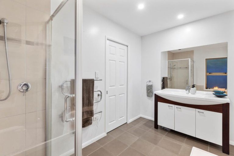 Photo of property in 14 Renner Place, Pyes Pa, Tauranga, 3112