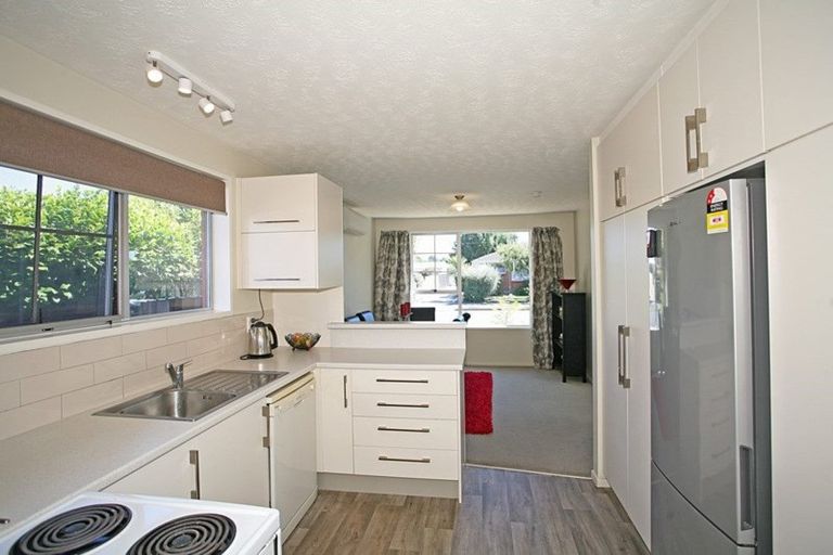 Photo of property in 4 Karnak Crescent, Russley, Christchurch, 8042