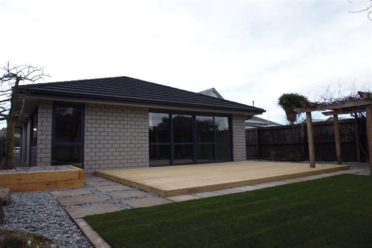 Photo of property in 11 Braddon Street, Addington, Christchurch, 8024
