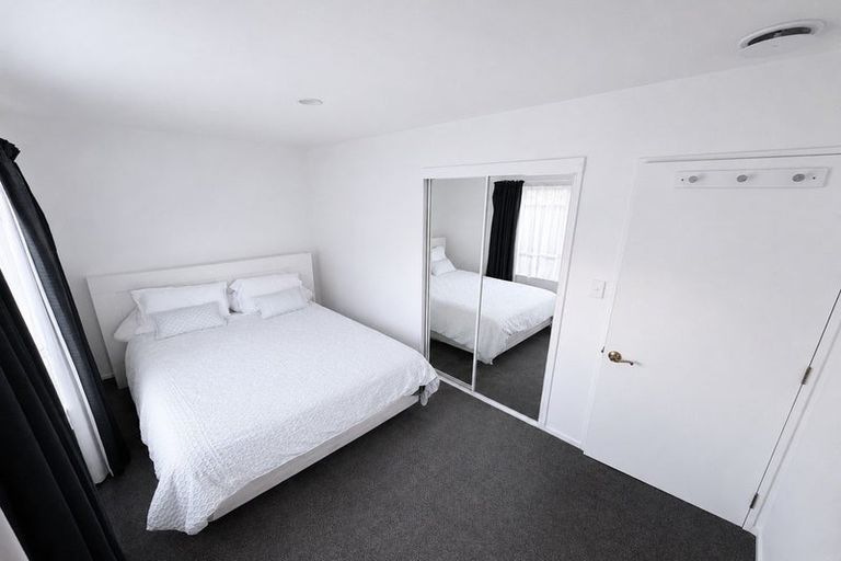 Photo of property in 11 The Grove, Red Beach, 0932